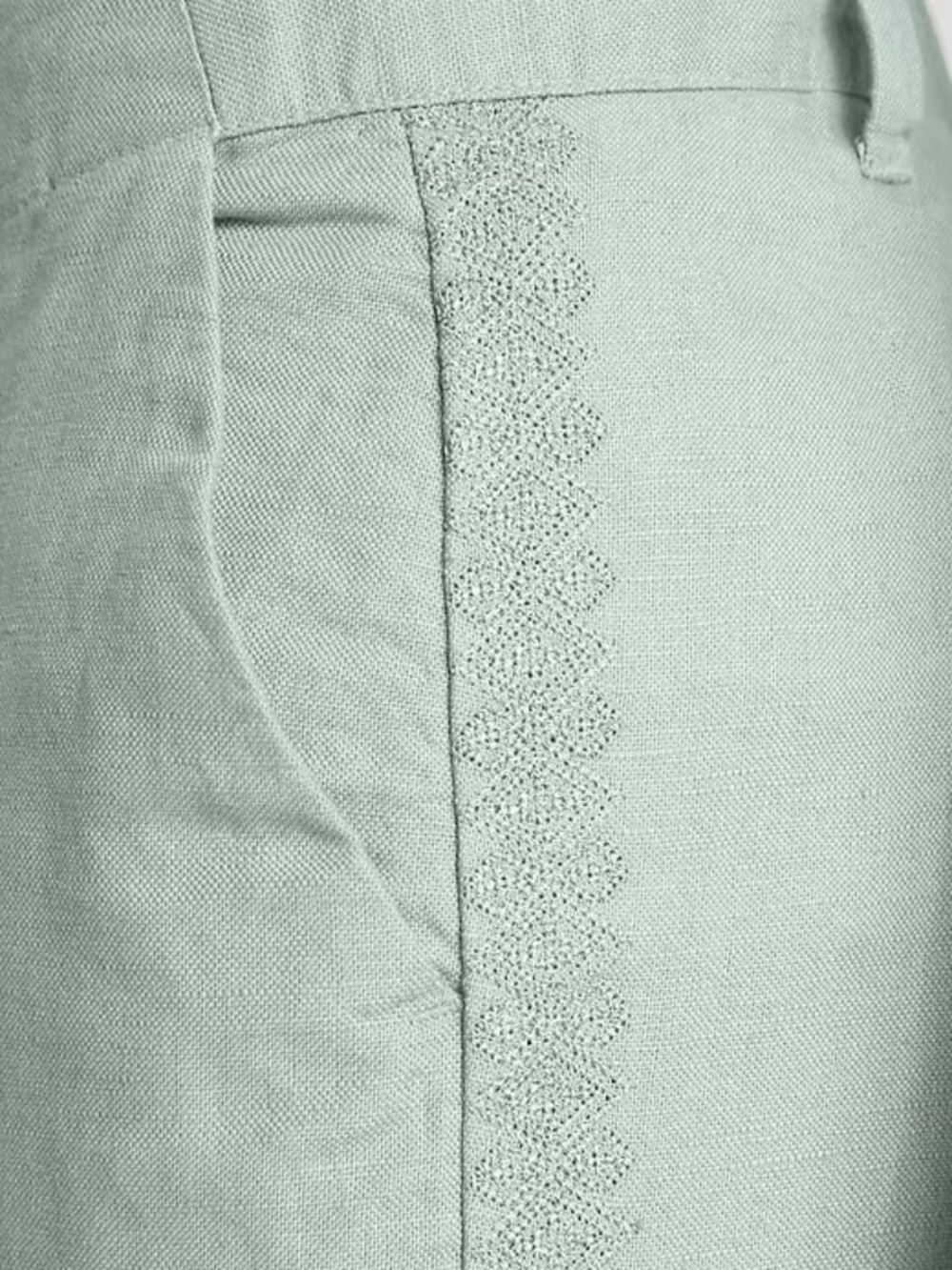 GAP Girlfriend Embroidered Stripe Chinos in Linen-Cotton - Desert Sage - Size 6